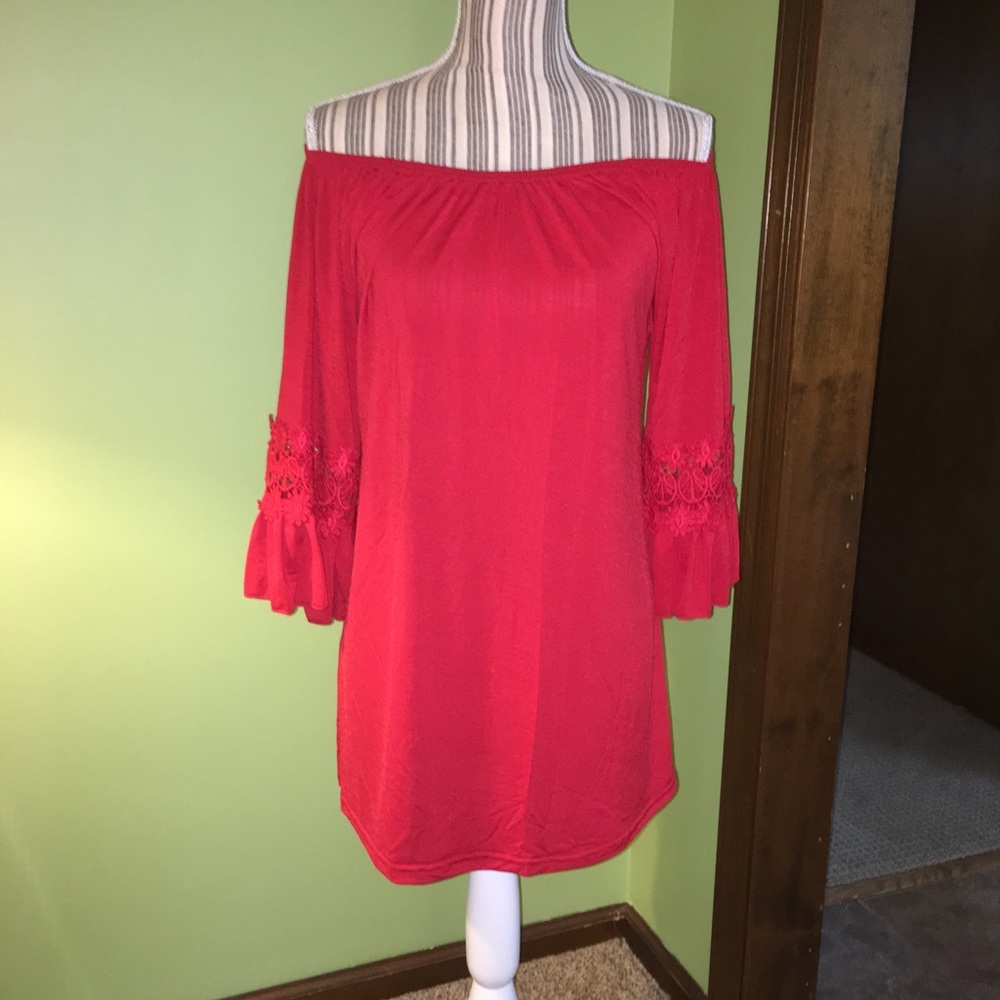 RED TUNIC TOP